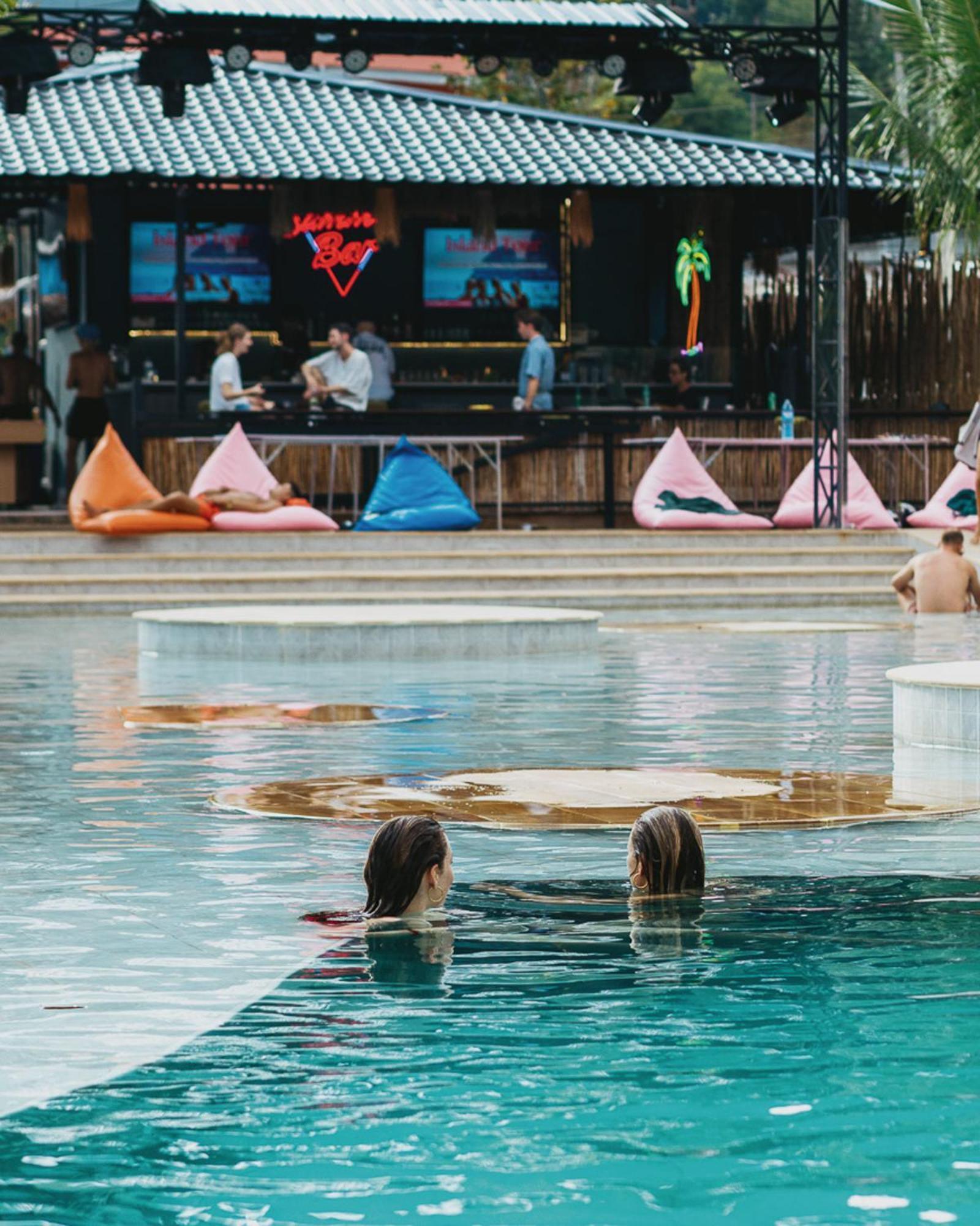 Summer Club And Hostel Ao Nang ภายนอก รูปภาพ